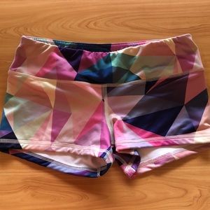 Medium Jewel Geo FLEO Shorts